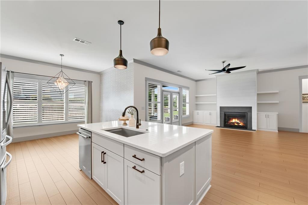 485 Delaperriere Loop Jefferson, GA 30549 - Photo 2 of 71