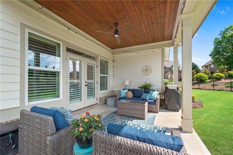 485 Delaperriere Loop Jefferson, GA 30549 - Photo 3 of 71