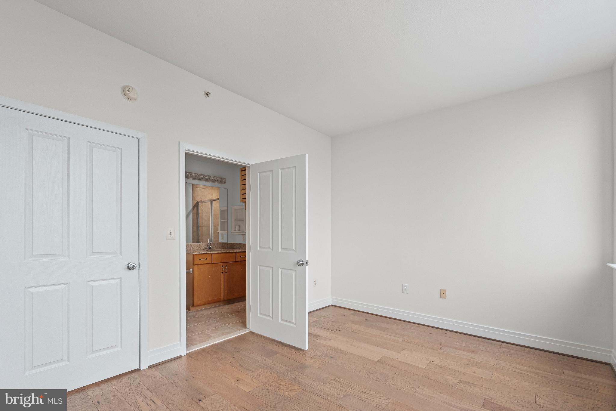 414 Water Street, Unit 2903 Baltimore, MD 21202 - Photo 21 of 46 a view of an empty room