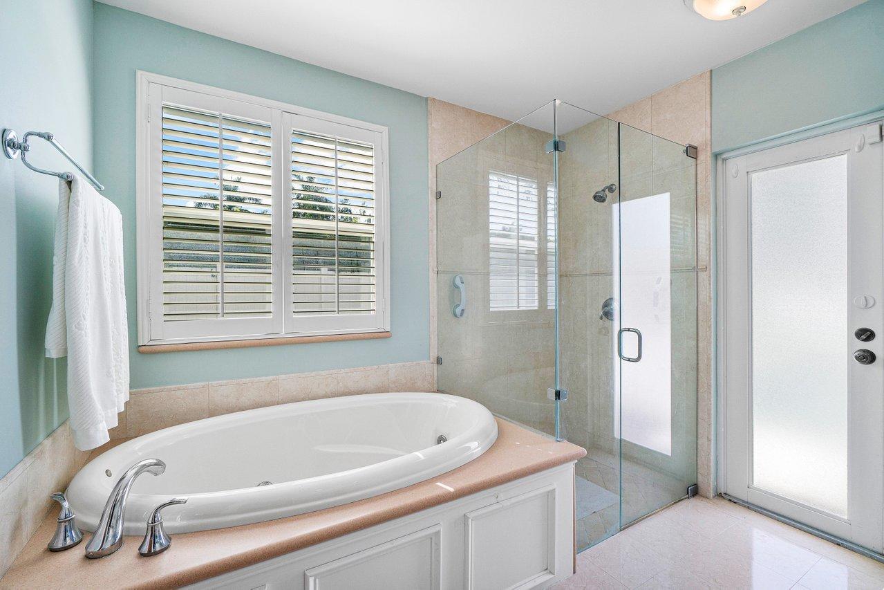 1514 Southwest 6th Terrace Boca Raton, FL 33486 - Photo 20 of 32 MASTER BATHROOM