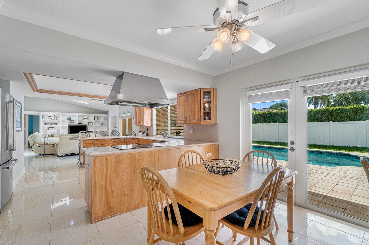 1514 Southwest 6th Terrace Boca Raton, FL 33486 - Photo 9 of 32 OPEN KITCHEN AND FAMILY ROOM