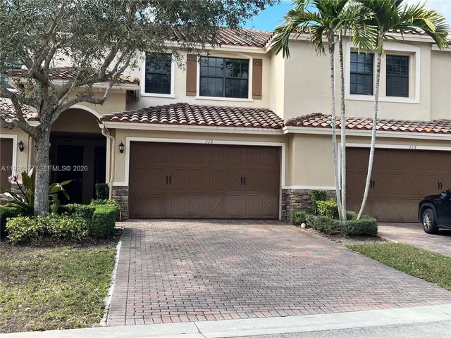 $3,800 | 115 Riverwalk Circle East, Plantation, FL 33325