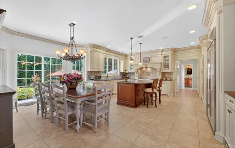 $2,999,999 | 70 Keri Way, Woodbury, NY 11797