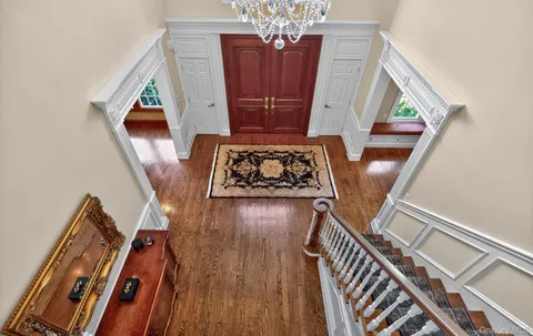 $2,999,999 | 70 Keri Way, Woodbury, NY 11797