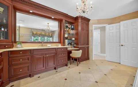 $2,999,999 | 70 Keri Way, Woodbury, NY 11797