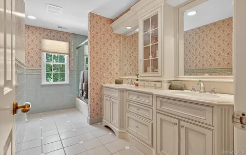 $2,999,999 | 70 Keri Way, Woodbury, NY 11797