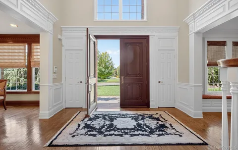 $2,999,999 | 70 Keri Way, Woodbury, NY 11797