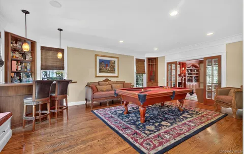 $2,999,999 | 70 Keri Way, Woodbury, NY 11797