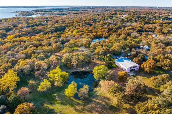 an aerial view of multiple house