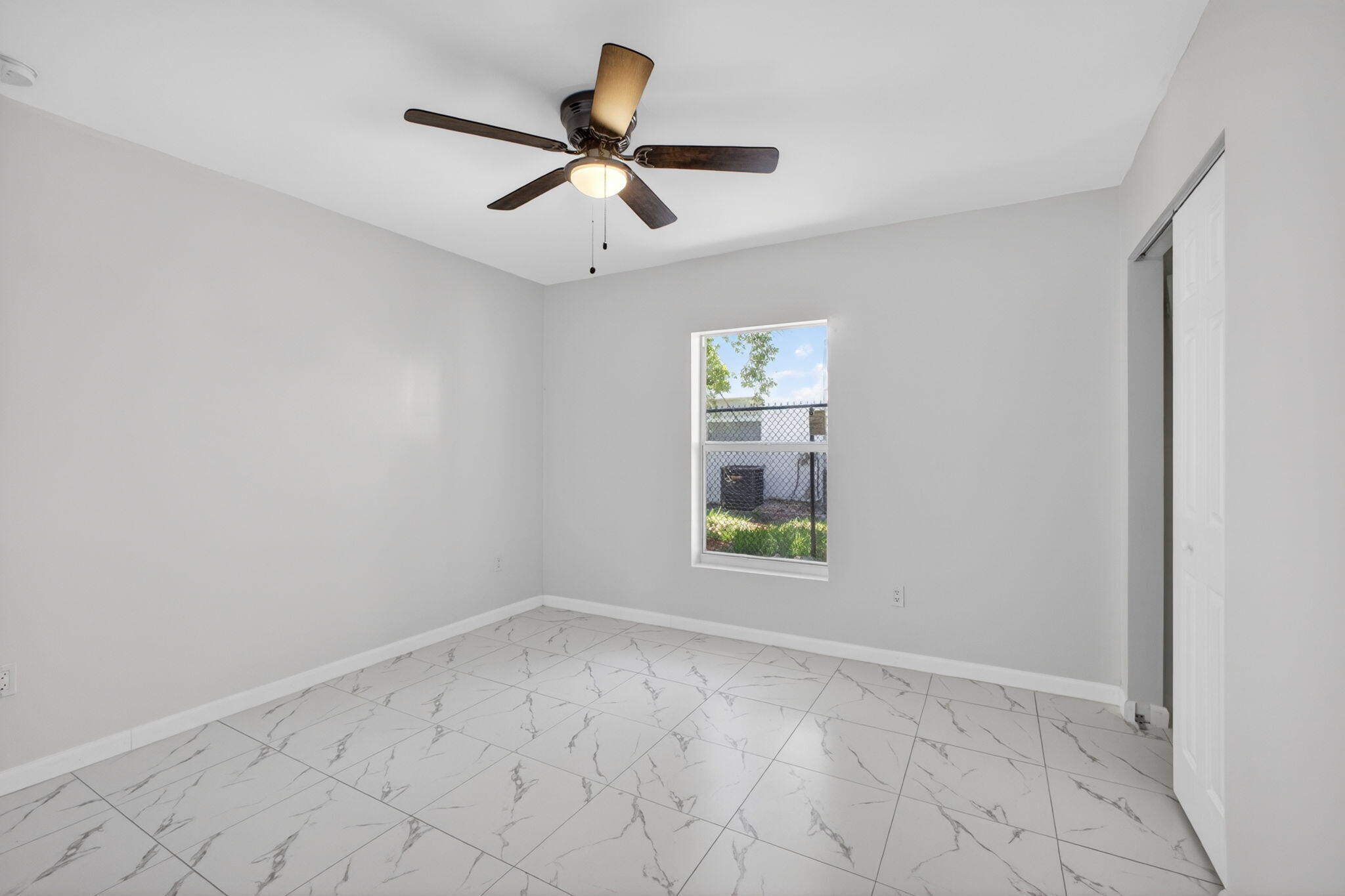 3255 Avenue J Riviera Beach, FL 33404 - Photo 22 of 37 23-web-or-mls-5D1A8570