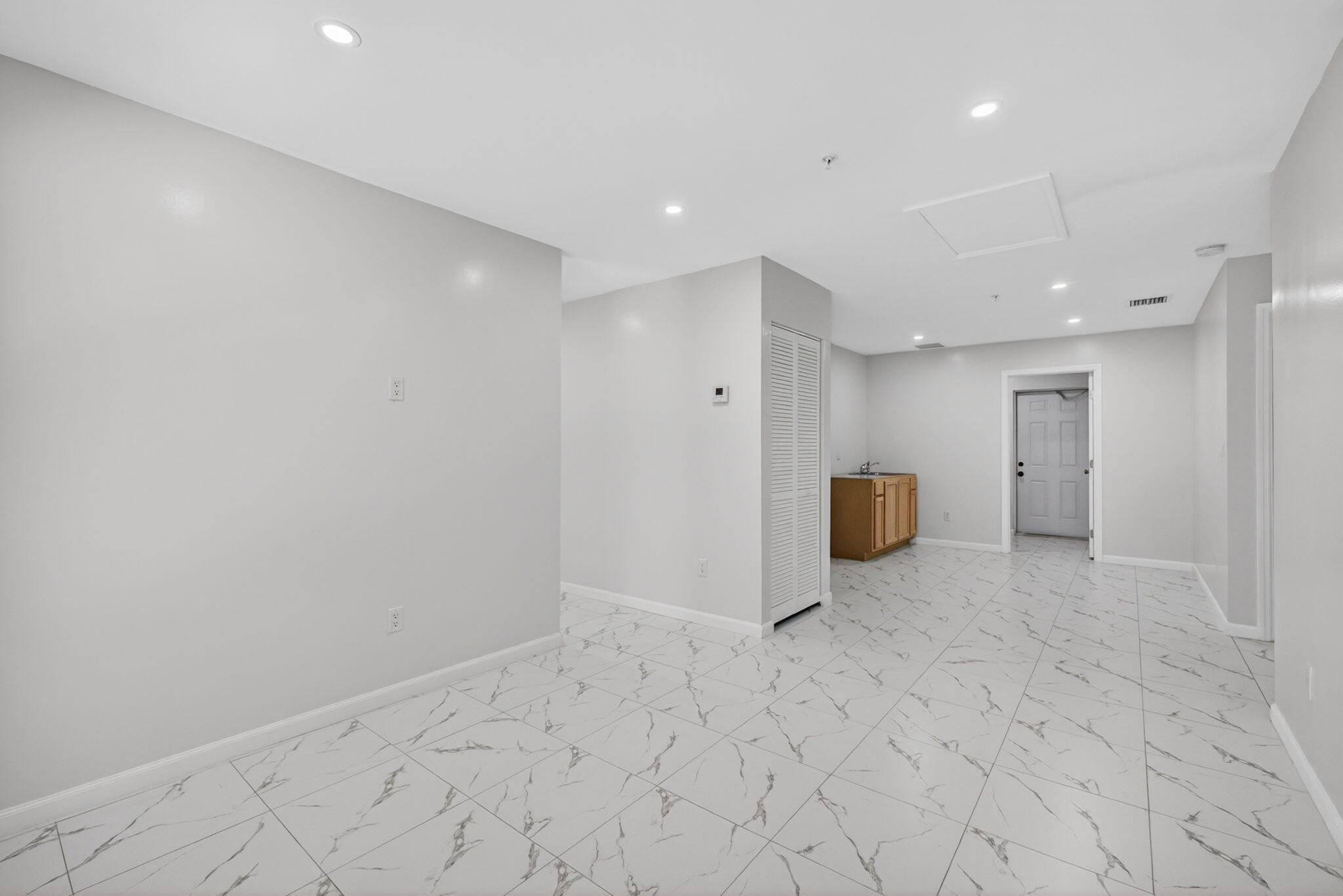 3255 Avenue J Riviera Beach, FL 33404 - Photo 25 of 37 26-web-or-mls-5D1A8585