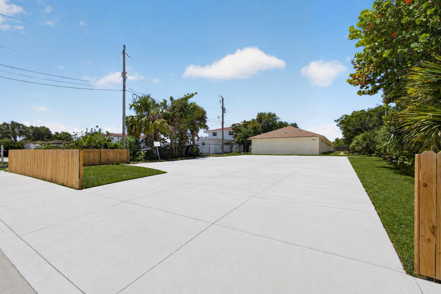 3255 Avenue J Riviera Beach, FL 33404 - Photo 3 of 37 19B6336E-7574-44F1-AC47-63442F6CF455