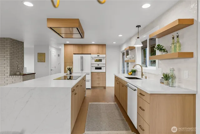 $1,049,500 | 16433 9th Avenue Southwest, Burien, WA 98166