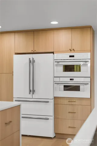 $1,049,500 | 16433 9th Avenue Southwest, Burien, WA 98166