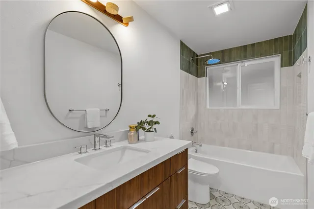 $1,049,500 | 16433 9th Avenue Southwest, Burien, WA 98166