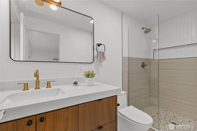 $1,049,500 | 16433 9th Avenue Southwest, Burien, WA 98166