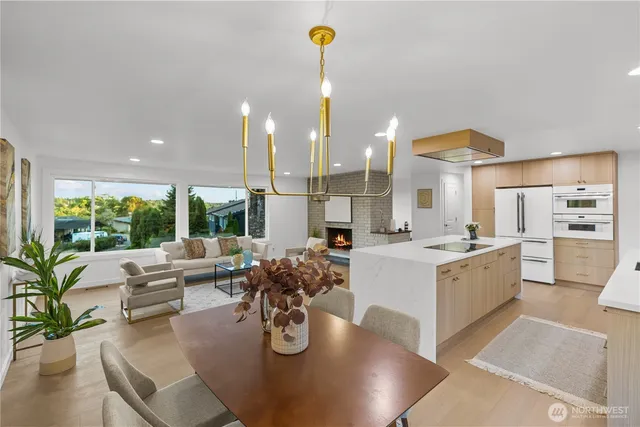 $1,049,500 | 16433 9th Avenue Southwest, Burien, WA 98166