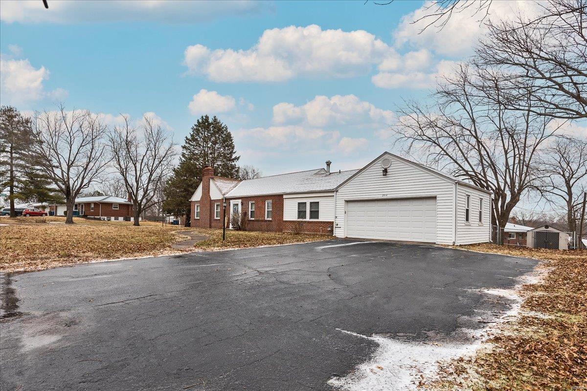 2314 Telegraph Road St. Louis, MO 63125 - Photo 3 of 26 Gallery Image 3