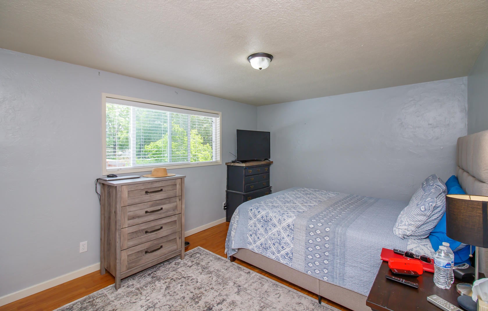 1913 Crestbrook Road Medford, OR 97504 - Photo 16 of 36 16