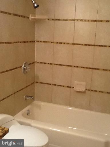 9840 Buckner Road Manassas, VA 20110 - Photo 1 of 16 Bath1