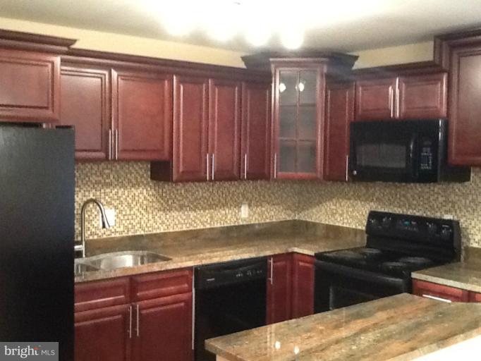 9840 Buckner Road Manassas, VA 20110 - Photo 13 of 16 Kitchen4