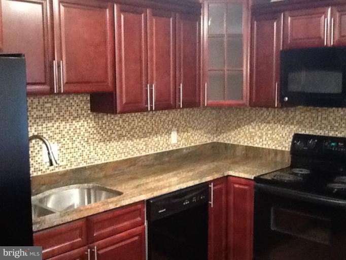 9840 Buckner Road Manassas, VA 20110 - Photo 5 of 16 Kitchen5