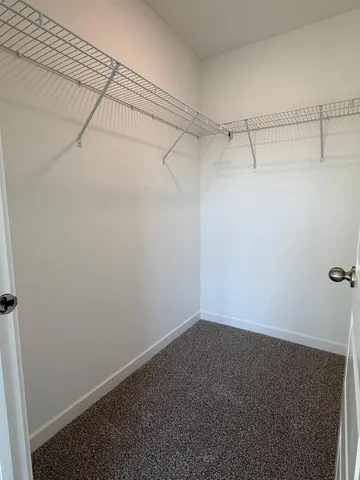 $3,000 | 2167 Yellowstone Boulevard, Mundelein, IL 60060