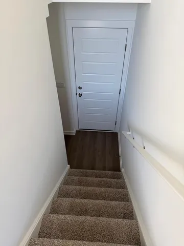 $3,000 | 2167 Yellowstone Boulevard, Mundelein, IL 60060