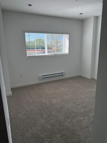 $3,000 | 2167 Yellowstone Boulevard, Mundelein, IL 60060