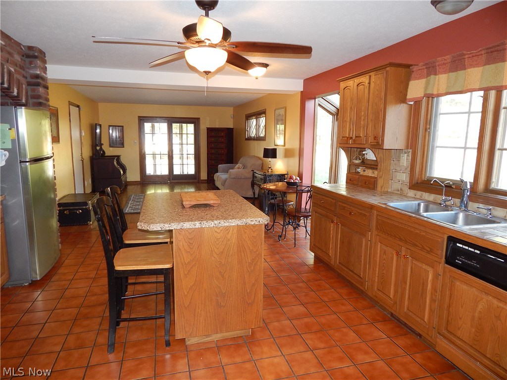 10901 Sperry Road Kirtland, OH 44094 - Photo 6 of 25 Gallery Image 6