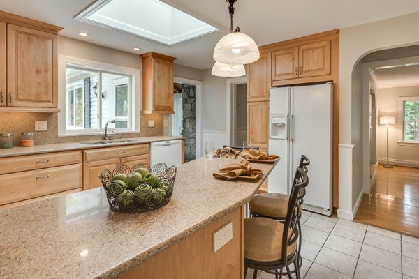 137 Shade Street Lexington, MA 02421 - Photo 11 of 30