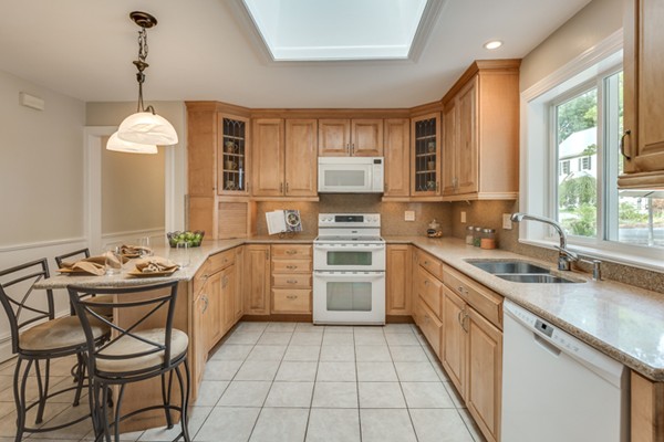 137 Shade Street Lexington, MA 02421 - Photo 10 of 30