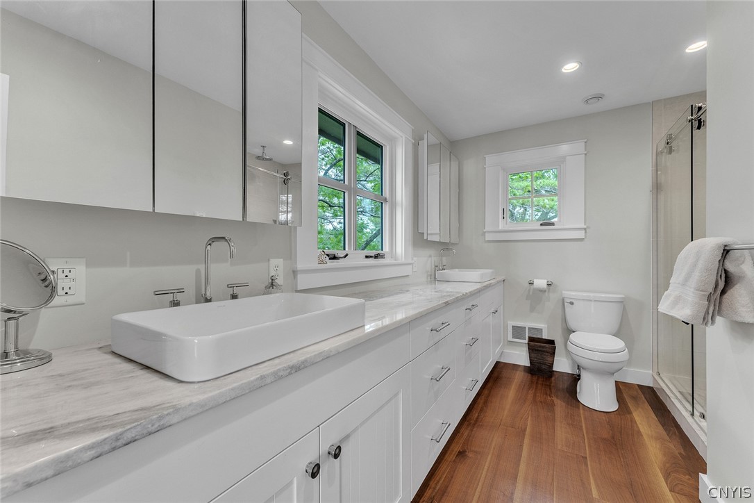 48992 Sylvan Alexandria, NY 13607 - Photo 32 of 50 Primary bathroom