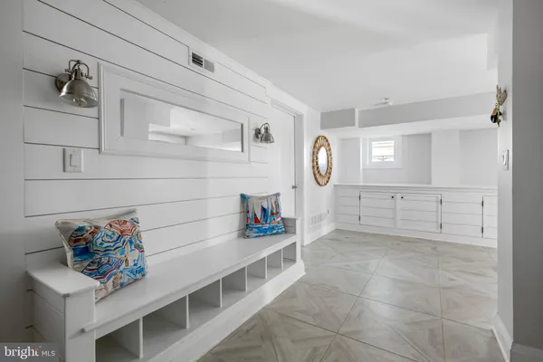 $2,750,000 | 222 Grey Plover Court, Lewes, DE 19958
