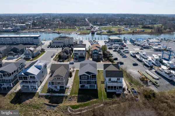 $2,750,000 | 222 Grey Plover Court, Lewes, DE 19958