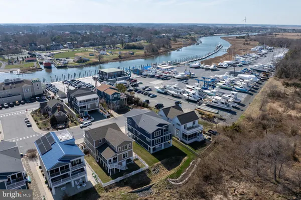 $2,750,000 | 222 Grey Plover Court, Lewes, DE 19958