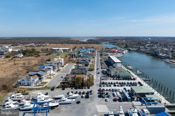 $2,750,000 | 222 Grey Plover Court, Lewes, DE 19958