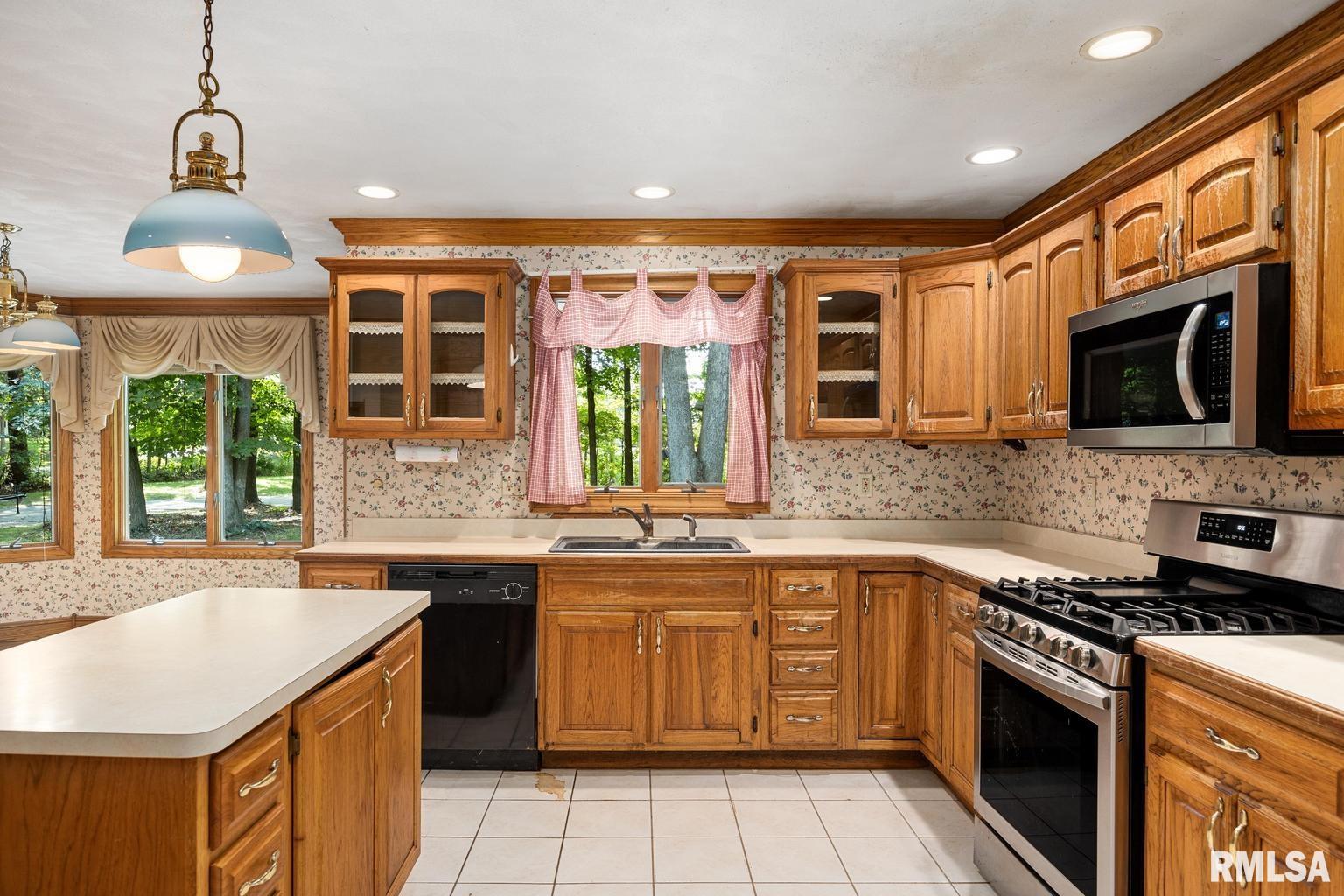 524 Justa Road Metamora, IL 61548 - Photo 16 of 50