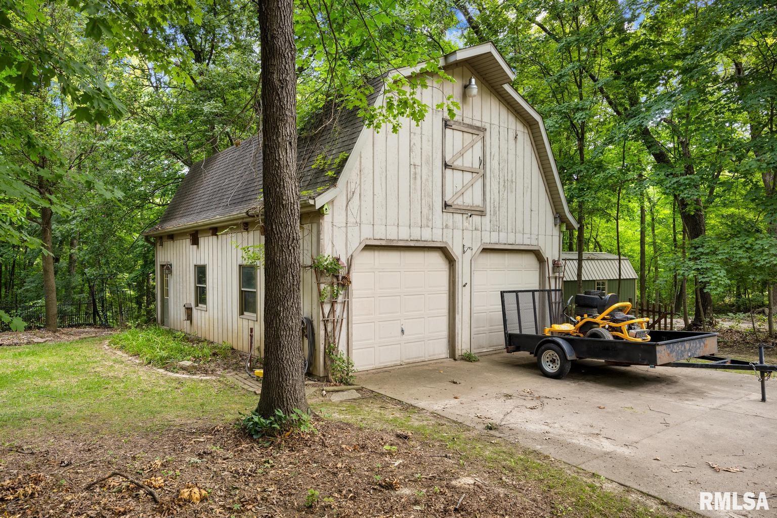 524 Justa Road Metamora, IL 61548 - Photo 3 of 50