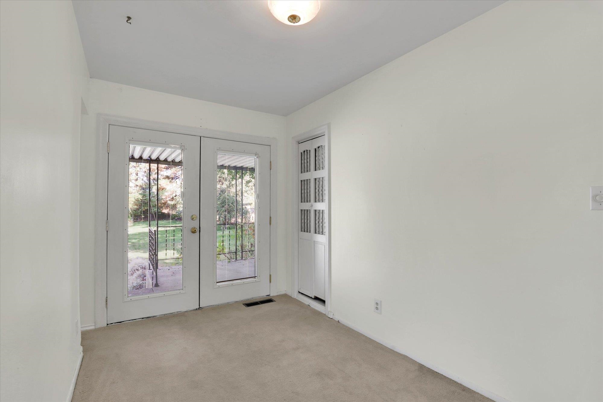 3308 West Queen Place Spokane, WA 99205 - Photo 15 of 39