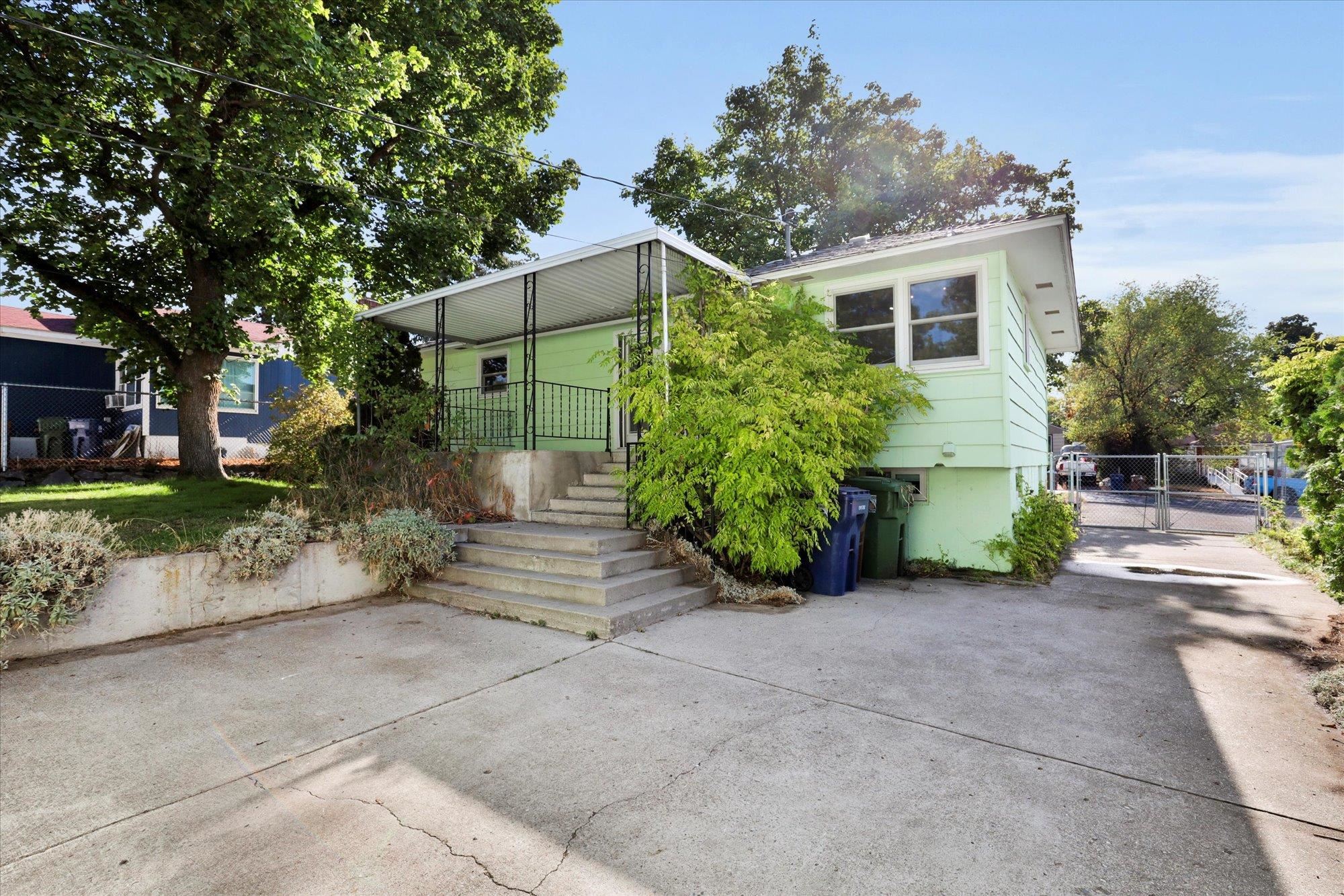 3308 West Queen Place Spokane, WA 99205 - Photo 23 of 39
