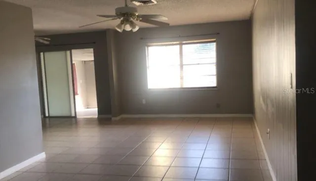 $2,100 | 2326 York Place, Lakeland, FL 33810