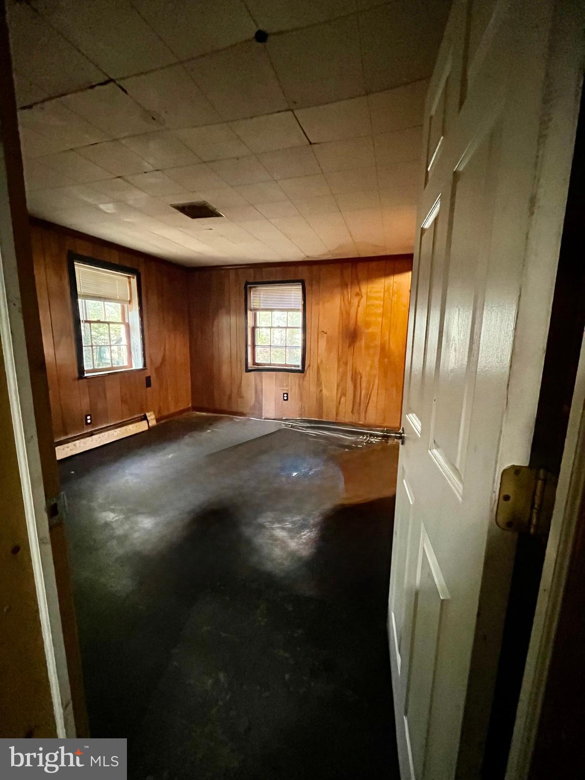 4302 Baxter Road Prince George, VA 23875 - Photo 65 of 78 a view of livingroom with window