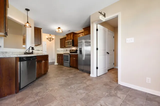 $2,000 | 1863 Deerstand Drive, Clarksville, TN 37042