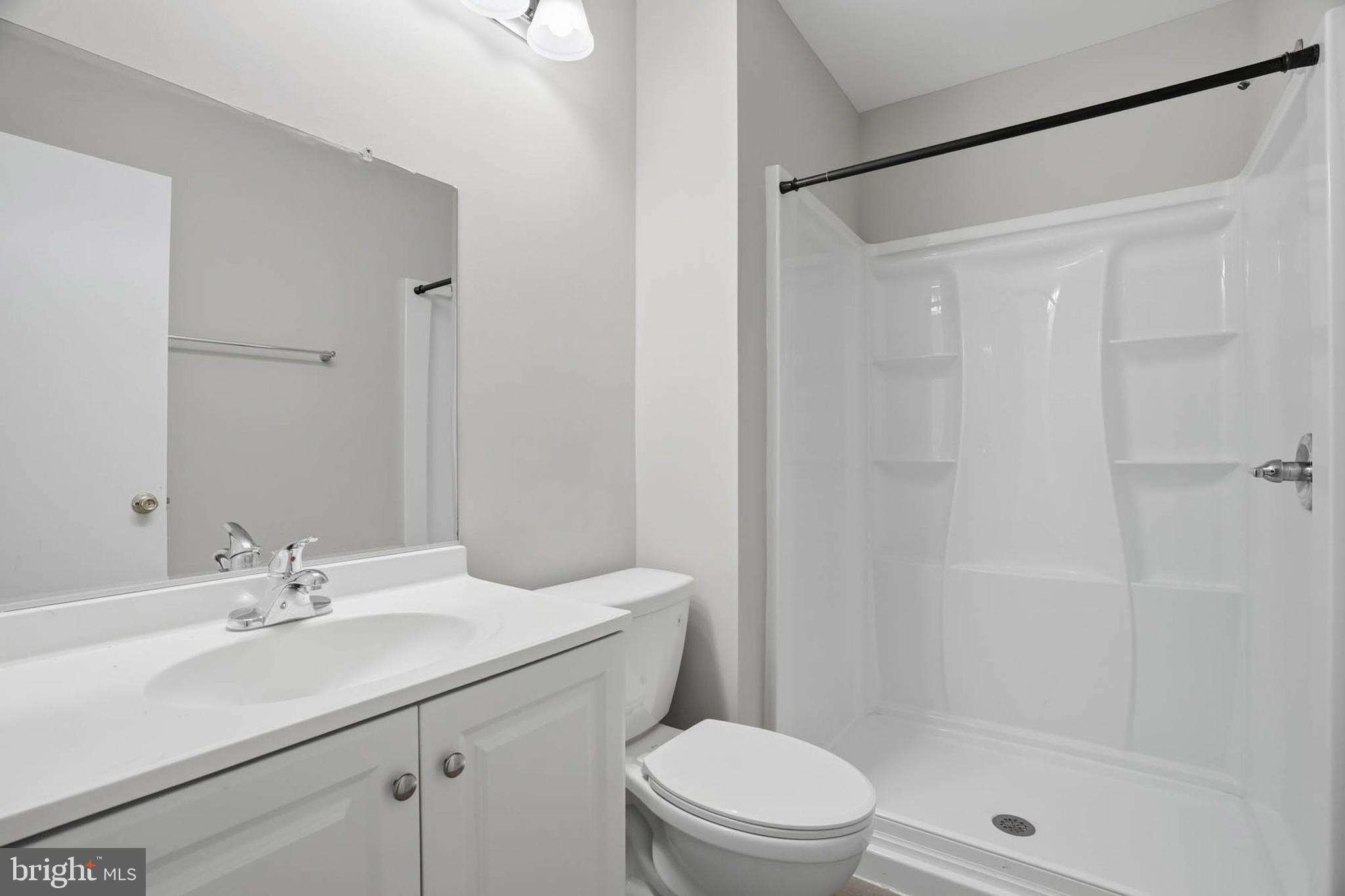 10943 Trotting Ridge Way, Unit 2 Columbia, MD 21044 - Photo 15 of 31 Bedroom 2 attached bath