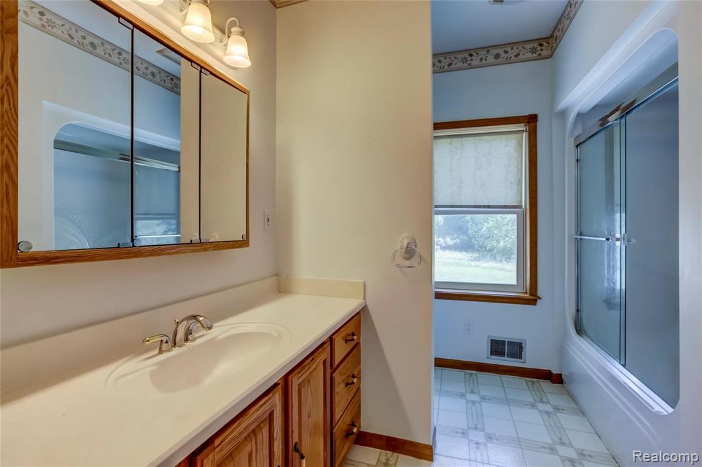 545 West Newburg Road Carleton, MI 48117 - Photo 20 of 47