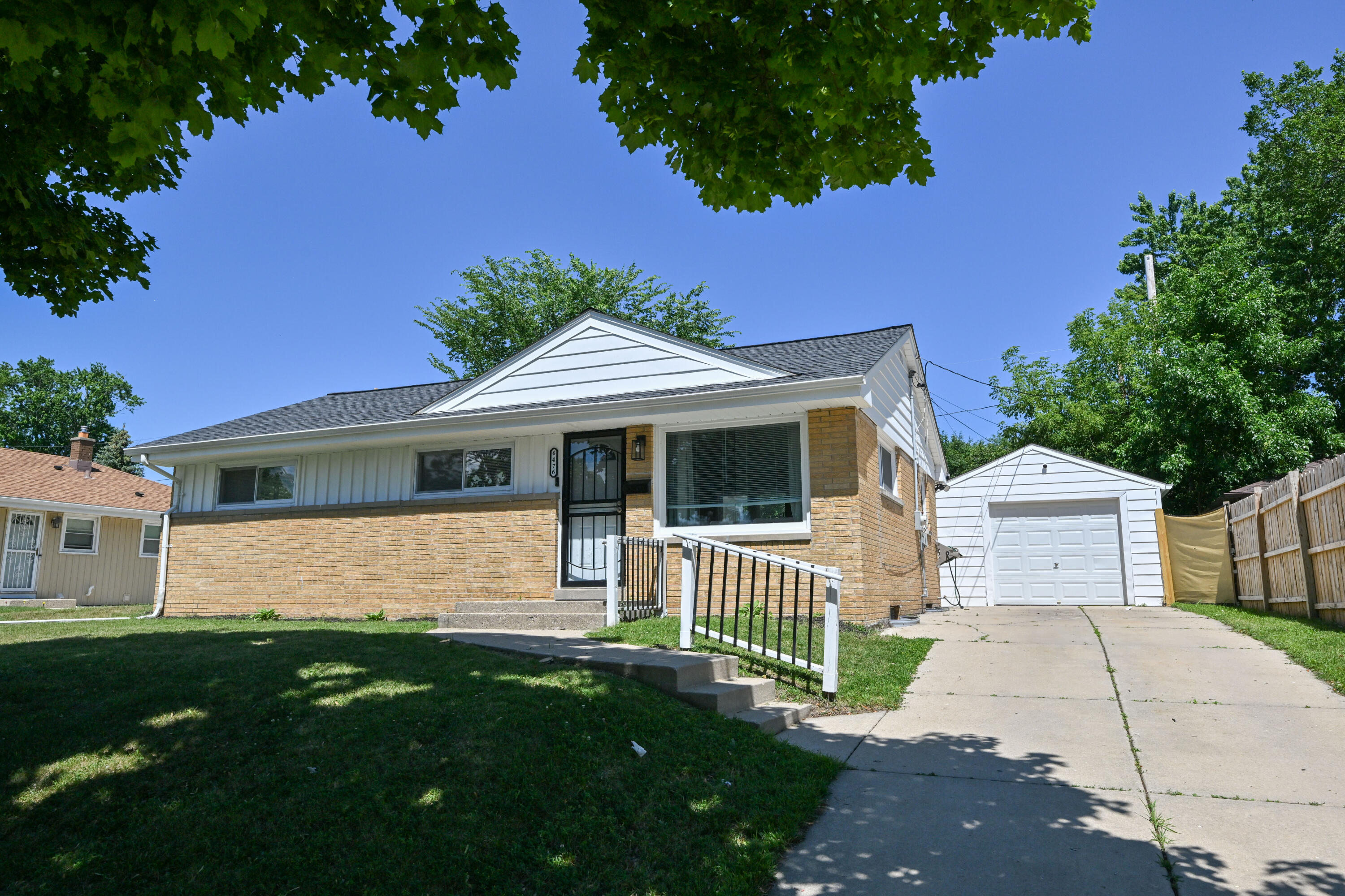 6476 North 84th Street Milwaukee, WI 53224 - Photo 1 of 31 Front of home
