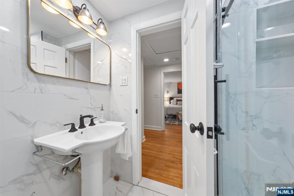 144 Walker Road West Orange, NJ 07052 - Photo 26 of 39