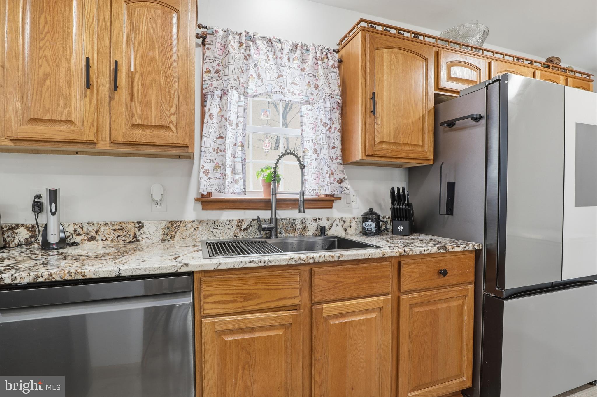 25 Hake Road Dover, PA 17315 - Photo 8 of 43