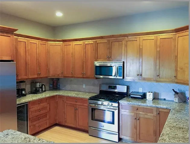 $5,500 | 436 Redwood Drive, Pasadena, CA 91105